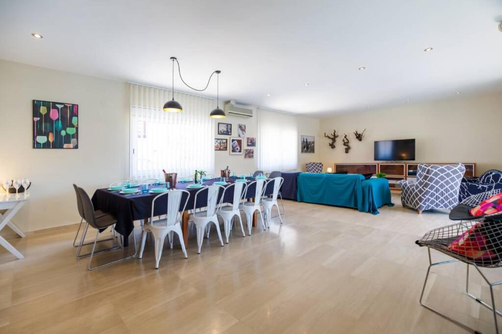 Villa Wine Experience Cambrils - Wine, Art & Games 외부 사진