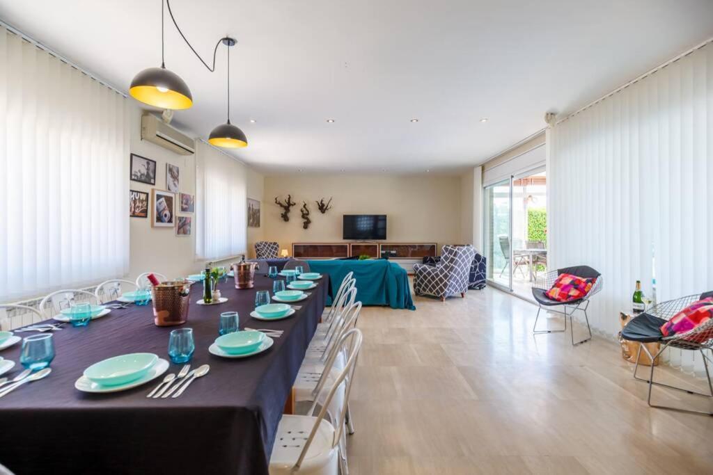 Villa Wine Experience Cambrils - Wine, Art & Games 외부 사진